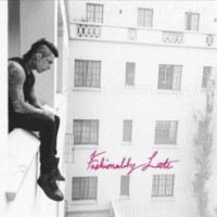 Purchase Falling in Reverse - Fashionably Late (CDS)