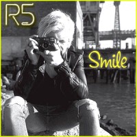 Purchase R5 - Smile (CDS)