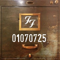 Purchase Foo Fighters - 01070725