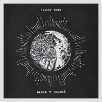 Purchase Velvet Moon - Queen Of Hearts