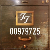Purchase Foo Fighters - 00979725