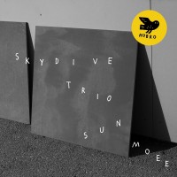 Purchase Skydive Trio - Sun Moee