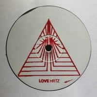 Purchase Lovehrtz - Music Makes Me High (CDS)