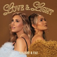 Purchase Maddie & Tae - Kissing Cowboys (CDS)