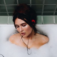 Purchase Mimi Webb - Love Language (CDS)